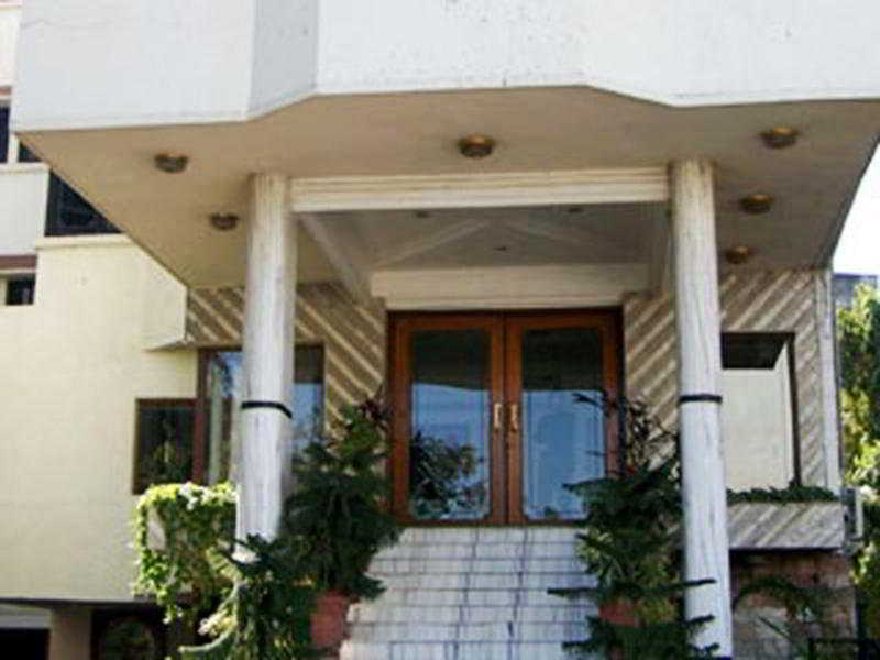 Hotel Chicago Ahmedabad Exterior photo